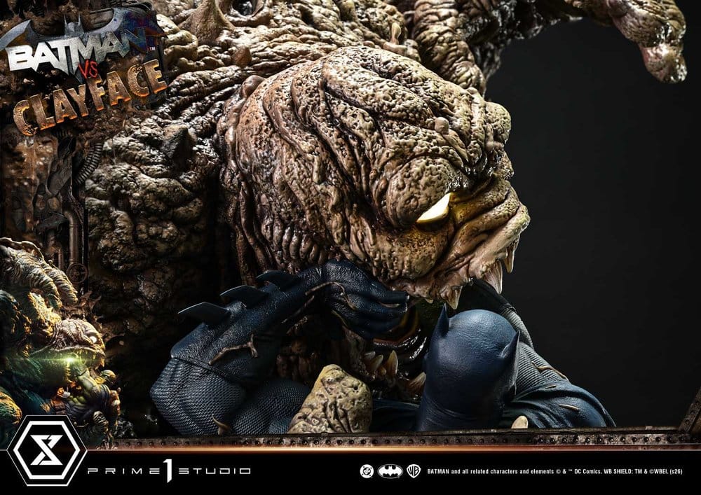 DC Comics Ultimate Premium Masterline Series Statue 1/4 Batman VS Clayface 83 cm