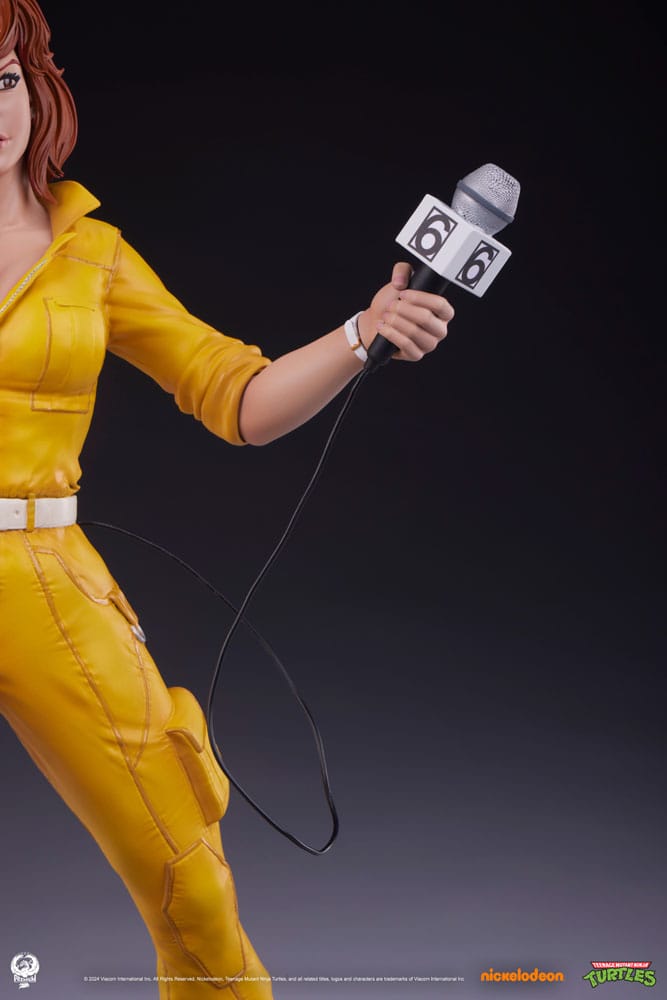 Teenage Mutant Ninja Turtles Premier Series Figur 1/4 April O'Neil 46 cm Premium Collectibles Studio