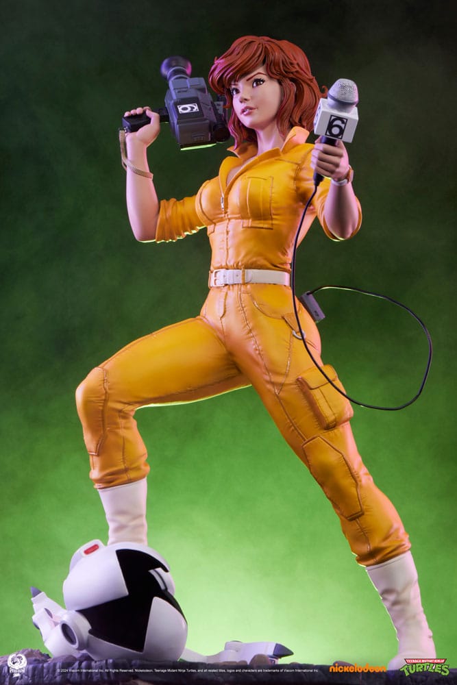 Teenage Mutant Ninja Turtles Premier Series Figur 1/4 April O'Neil 46 cm Premium Collectibles Studio