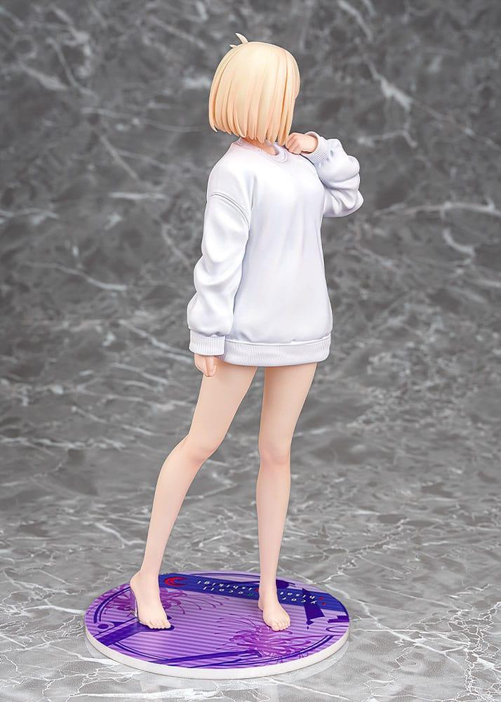 Lycoris Recoil PVC Figur 1/7 Chisato Nishikigi: Oversized Sweatshirt Ver. 25 cm Phat!