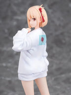 Lycoris Recoil PVC Figur 1/7 Chisato Nishikigi: Oversized Sweatshirt Ver. 25 cm Phat!