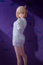 Lycoris Recoil PVC Figur 1/7 Chisato Nishikigi: Oversized Sweatshirt Ver. 25 cm Phat!