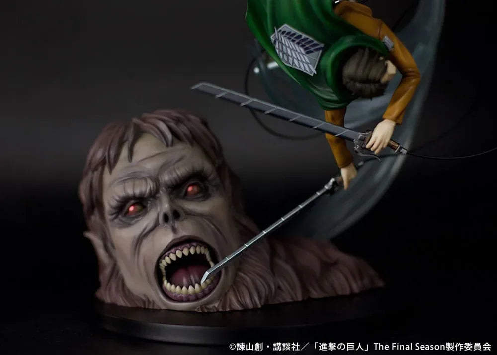 Attack on Titan PVC Figur 1/7 Levi vs Beast Titan Ver. 28 cm Proof