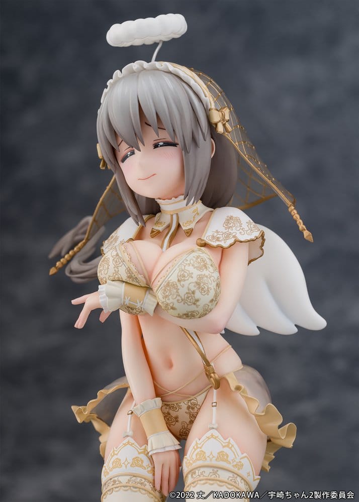 Uzaki-chan Wants to Hang Out! PVC Figure 1/7 Tsuki Uzaki Angel Ver. 19 cm