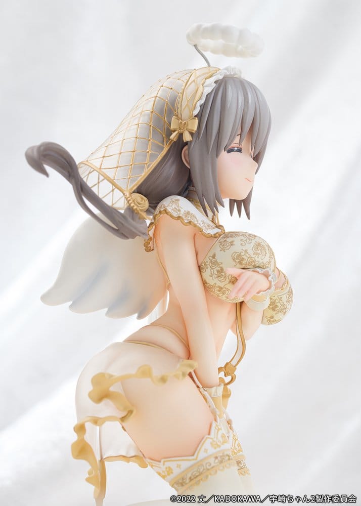 Uzaki-chan Wants to Hang Out! PVC Figure 1/7 Tsuki Uzaki Angel Ver. 19 cm
