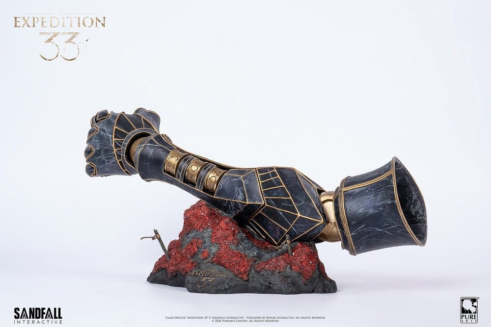 Clair Obscur: Expedition 33 Replica 1/1 Skala Arm av Gustave 48 cm