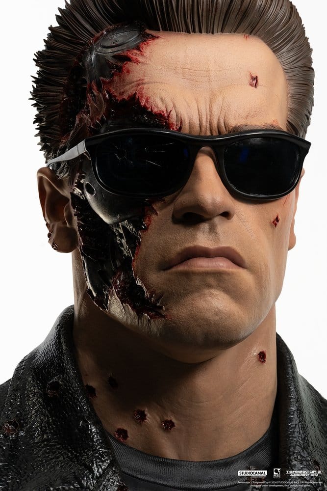 Terminator 2 Prop 1/1 T-800 Model 101 Battle Damaged Art Mask 47 cm
