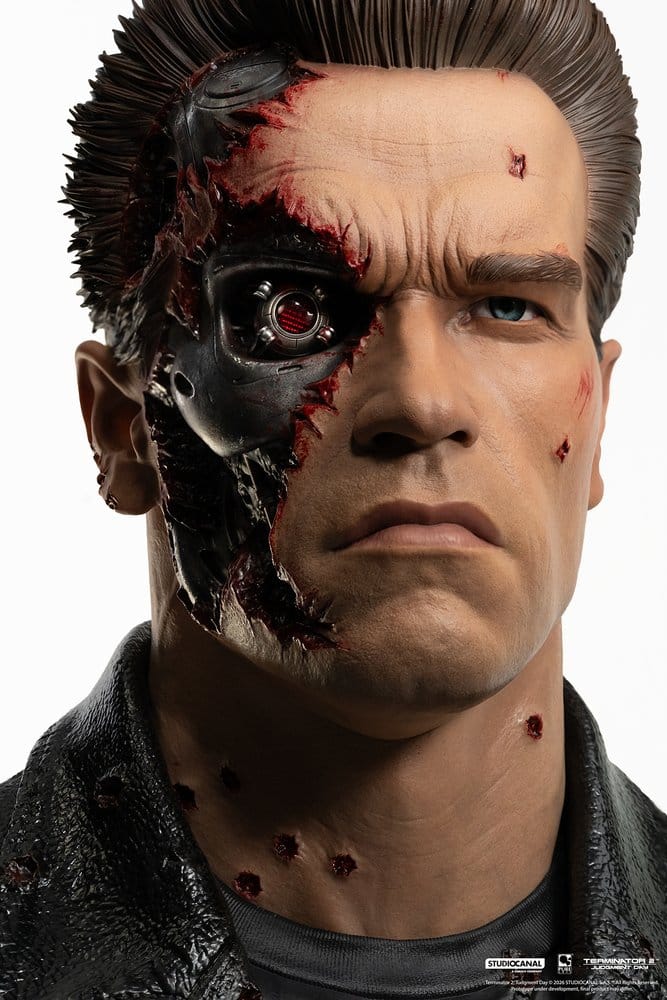 Terminator 2 Prop 1/1 T-800 Model 101 Battle Damaged Art Mask 47 cm