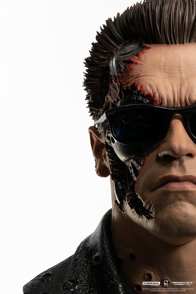 Terminator 2 Prop 1/1 T-800 Model 101 Battle Damaged Art Mask 47 cm