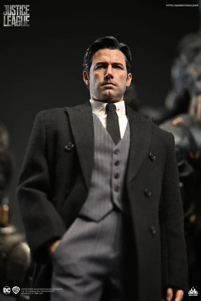 Justice League Figur 1/4 Bruce Wayne (Ben Affleck) 51 cm Queen Studios