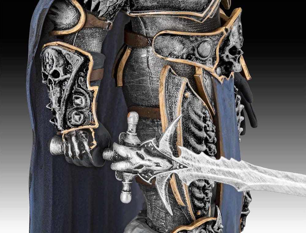 World of Warcraft Modellkit Gåvoset 1/16 Lich King 13 cm Revell