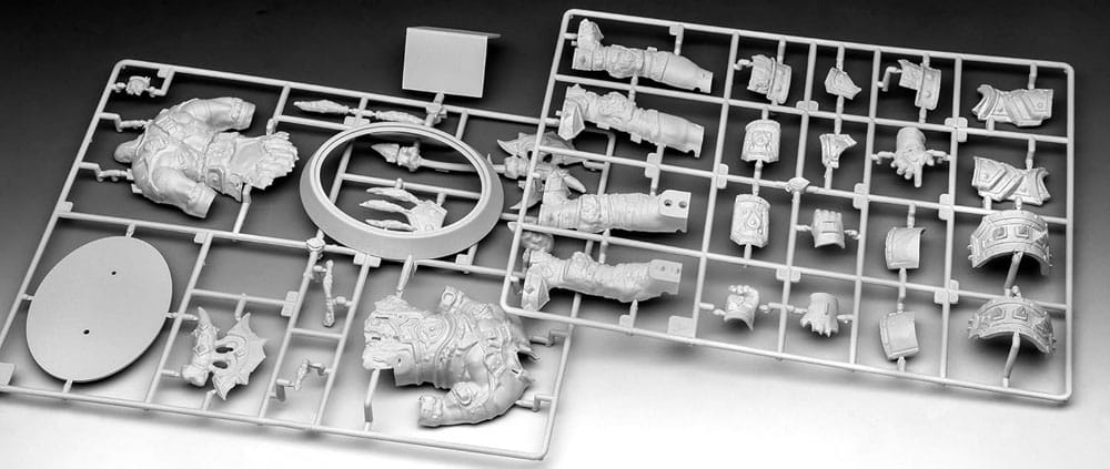 World of Warcraft Modellkit Gåvoset 1/16 The Orc Thrall 13 cm Revell