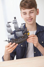 Pirates of the Caribbean Black Pearl Modellkit 1/150 Revell