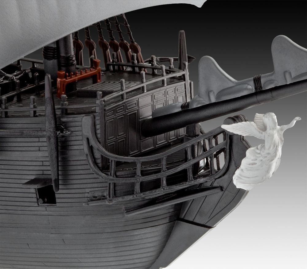 Pirates of the Caribbean Black Pearl Modellkit 1/150 Revell