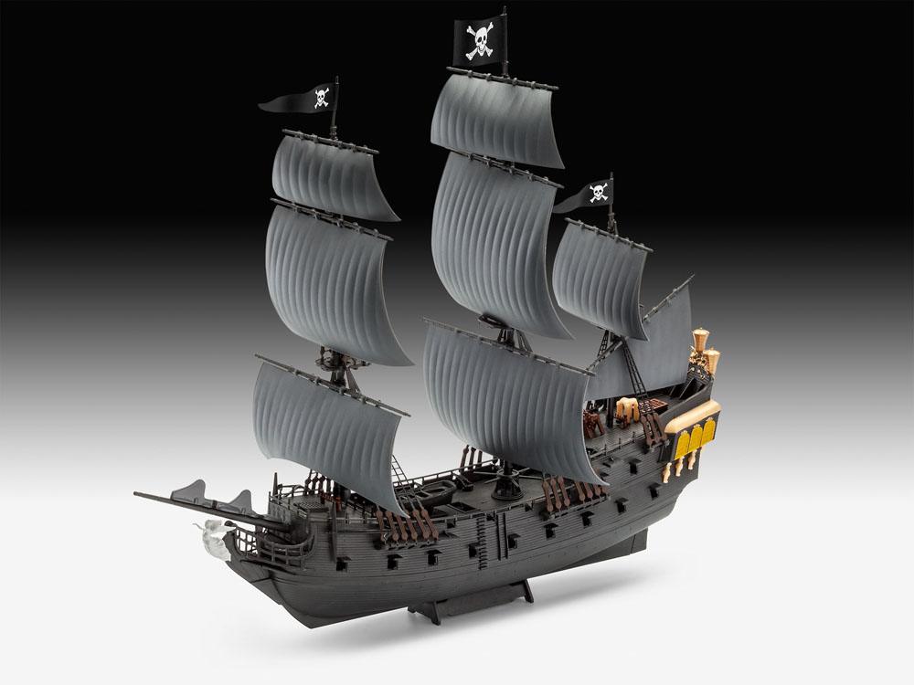 Pirates of the Caribbean Black Pearl Modellkit 1/150 Revell