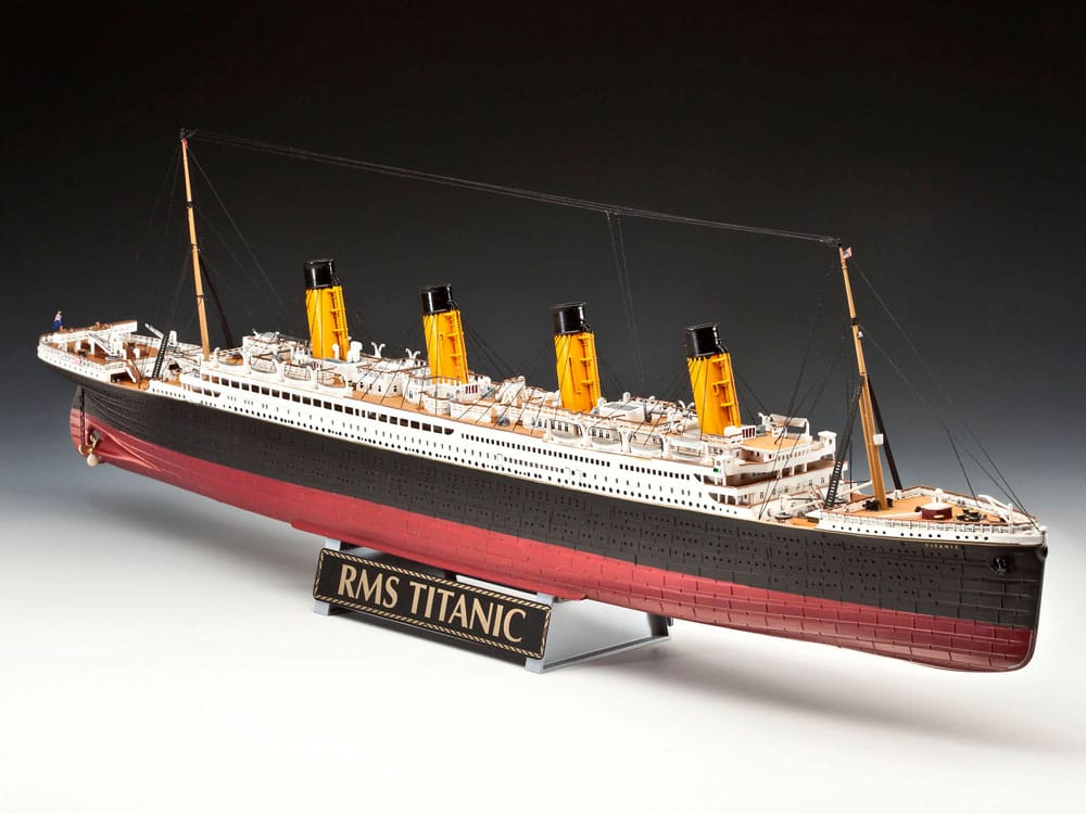 Titanic Modellkit Gåvoset 1/400 R.M.S. Titanic 100-årsjubileum Revell