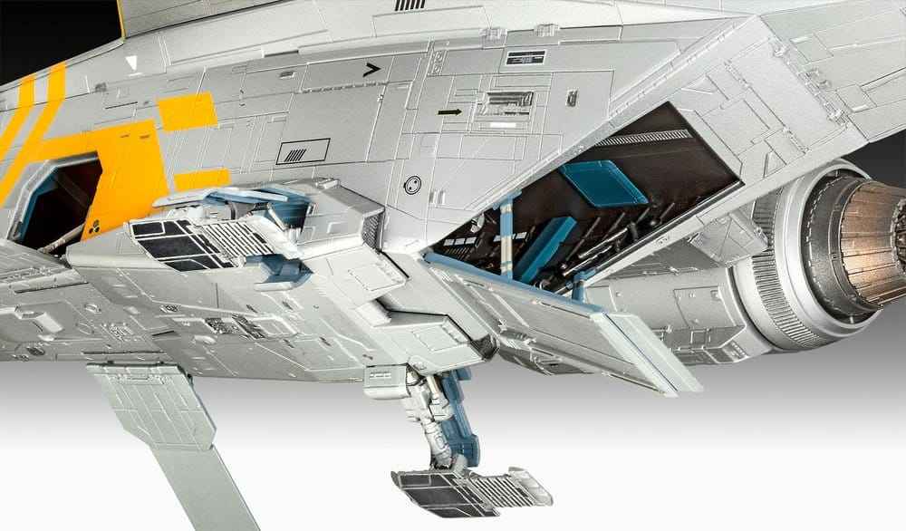 Star Wars The Mandalorian och Grogu Revell Modellbyggsats 1/72 Razor Crest 34 cm