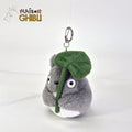 Officiell licenserad nyckelring med Big Totoro och blad från Min granne Totoro