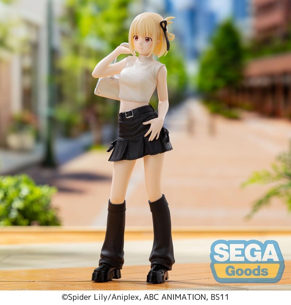 Lycoris Recoil High Premium Figure PVC Figure Chisato Nishikigi Street Snap 20 cm