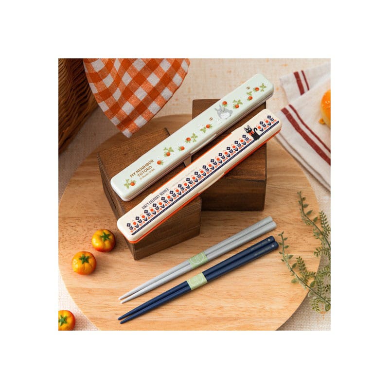 Kiki's Delivery Service Chopsticks Set med Vilda Blommor 18 cm Skater