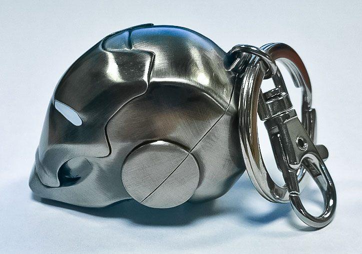 Marvel Comics Metal Nyckelring Iron Man Helmet Mark II Semic