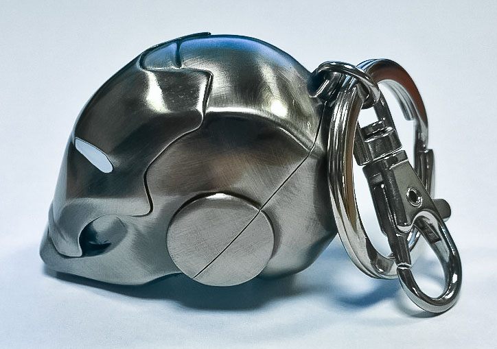 Marvel Comics Metal Nyckelring Iron Man Helmet Mark II Semic