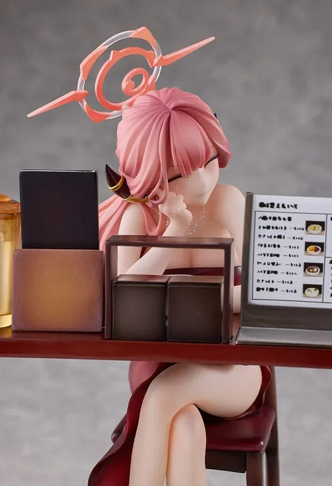 Blue Archive PVC Figur 1/7 Aru (Klädsel): Memorial Lobby Ver. 23 cm Solarain