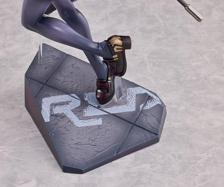 Colors PVC Figur 1/7 Röd 27 cm - RED Solarain