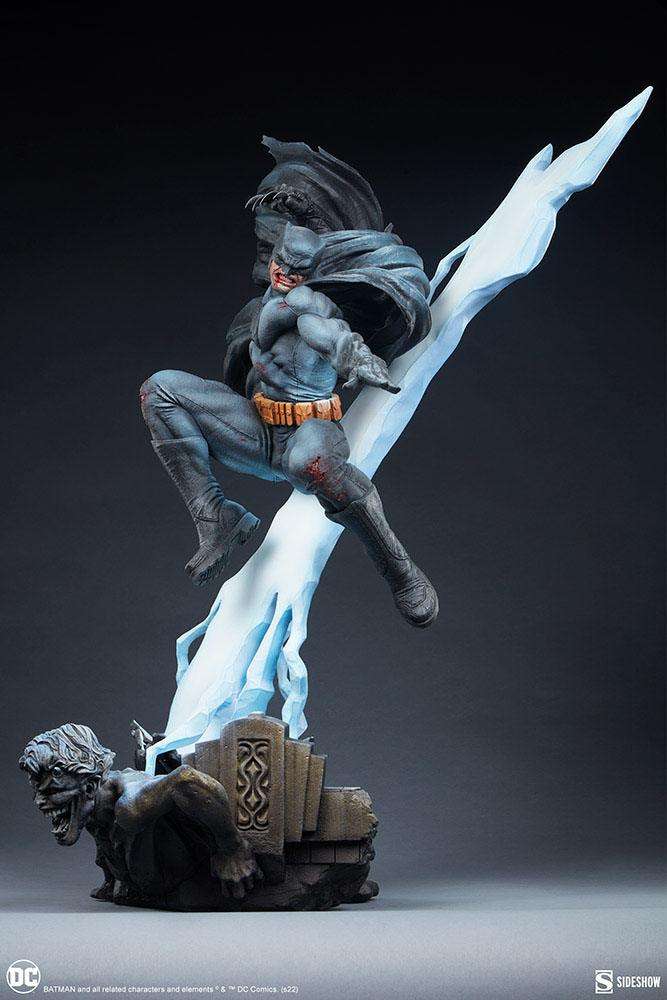 DC Comics Premium Format Statue Batman: The Dark Knight Returns 80 cm