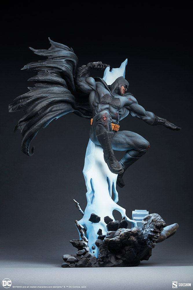 DC Comics Premium Format Statue Batman: The Dark Knight Returns 80 cm