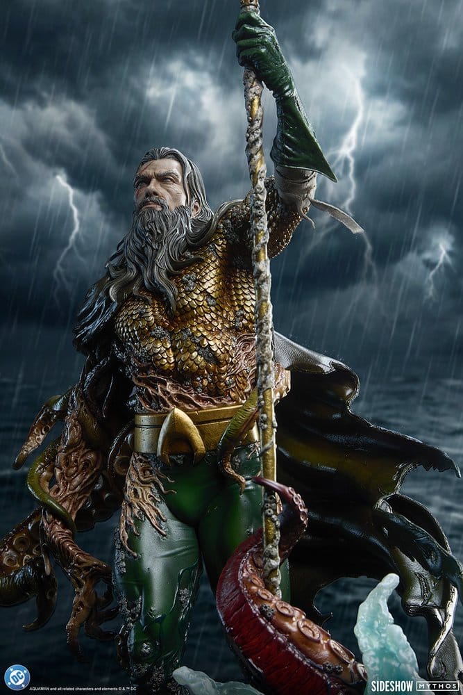DC Comics Aquaman Premium Format Figur Aquaman: Lord of the Deep 74 cm