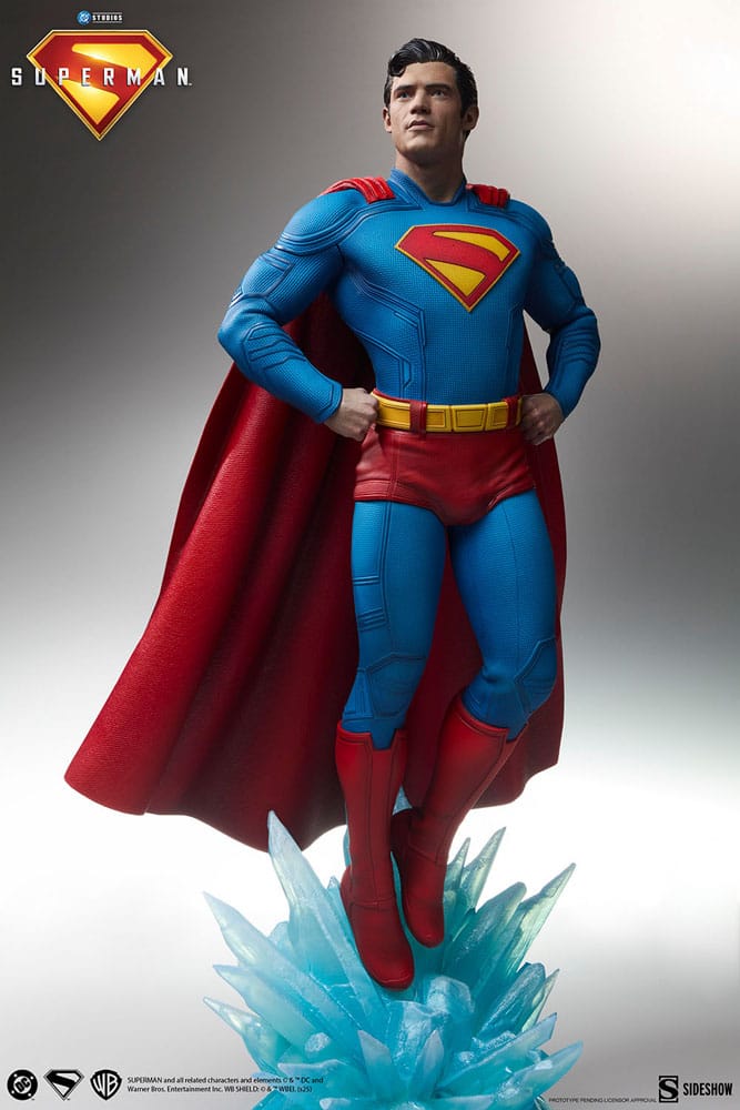 Superman (2025) Premium Format-figurer Bundle: Superman 61 cm och Krypto 23 cm