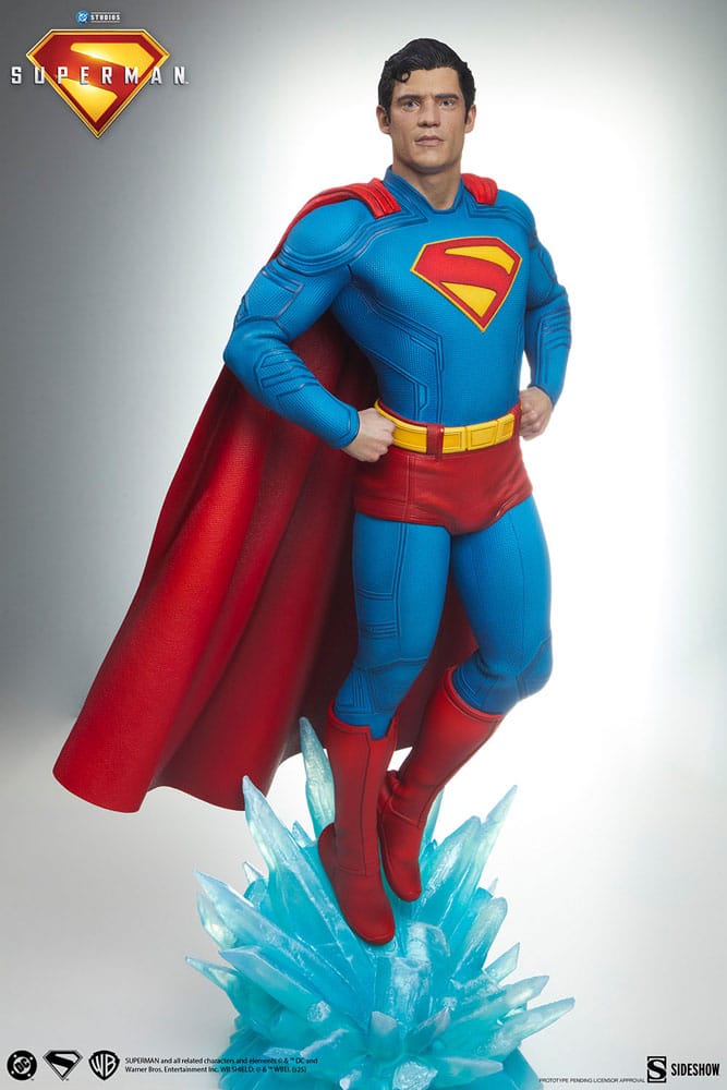 Superman (2025) Premium Format-figurer Bundle: Superman 61 cm och Krypto 23 cm