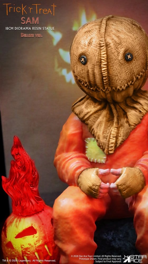 Trick R Treat Diorama Resin Statue Sam DX 18 cm