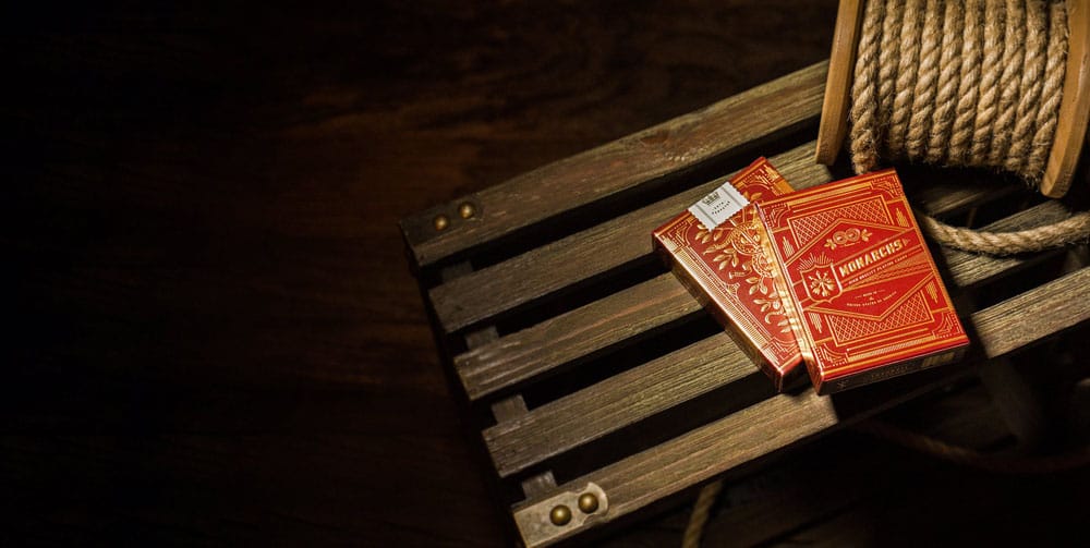 Monarchs Playing Cards Red - Premium Spelkort i Röd Theory11