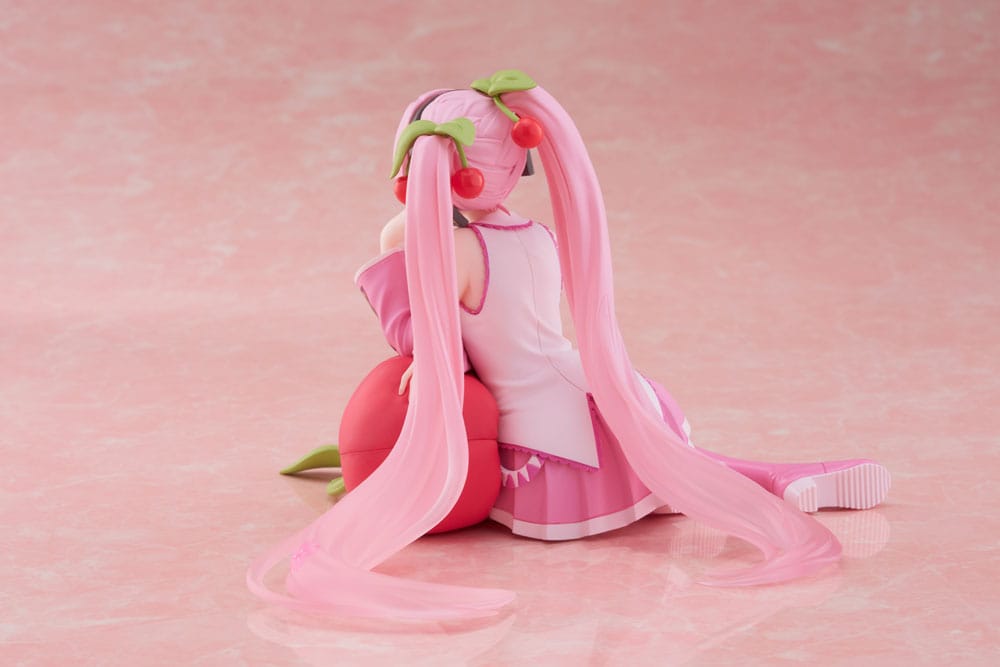 Hatsune Miku PVC Figur - Söt Figur Sakura Miku Cherry Cushion Ver. 13 cm Taito Prize