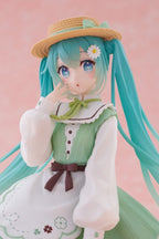 Hatsune Miku PVC Figur - Hatsune Miku Fashion Country Ver. 18 cm Taito Prize