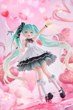 Hatsune Miku AMP+ PVC Figur - Hatsune Miku Birthday 2025 Party Ver. 21 cm Taito Prize