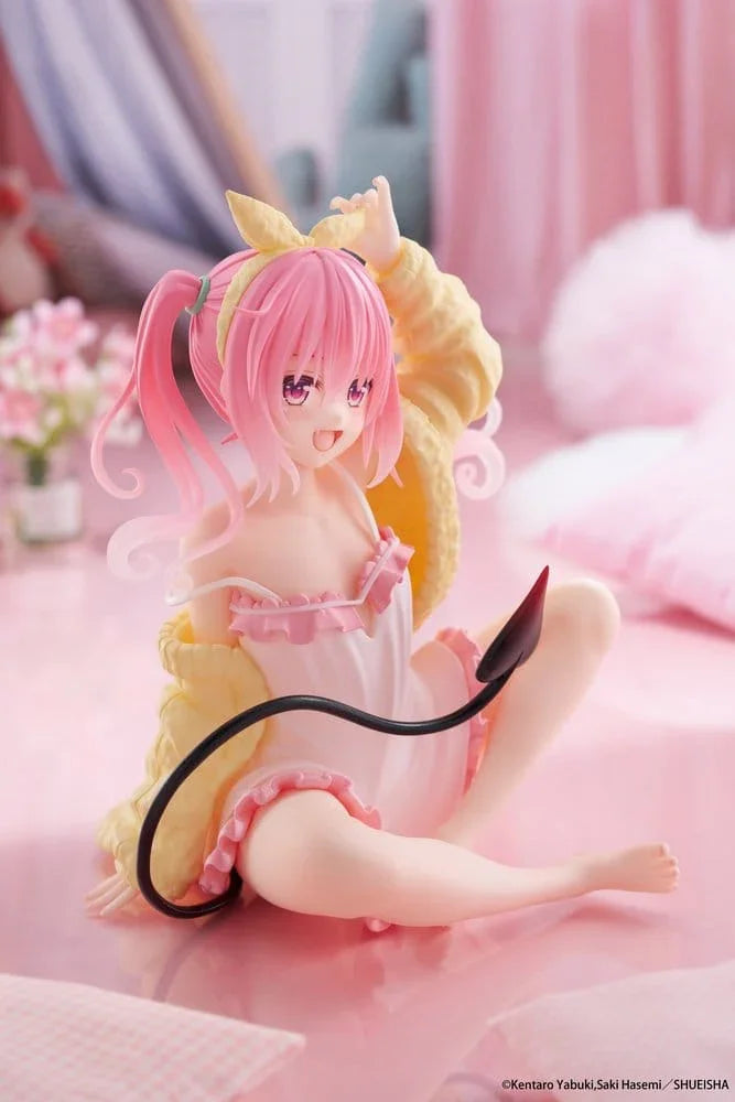To Love-Ru Darkness Skrivbord Söt PVC Figur Nana Rumskläder Ver. 13 cm