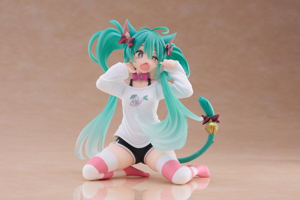 Hatsune Miku PVC Figur Desktop Söt Figur Hatsune Miku Katta Öron T-Shirt Ver. 13 cm