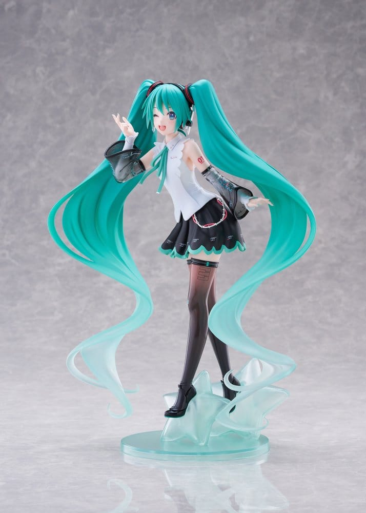 Hatsune Miku T-Most PVC-figur NT-version, cirka 29 cm hög