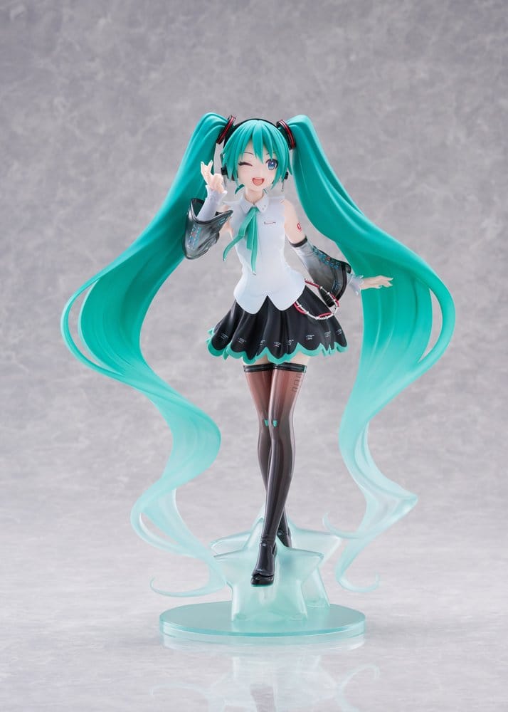 Hatsune Miku T-Most PVC-figur NT-version, cirka 29 cm hög