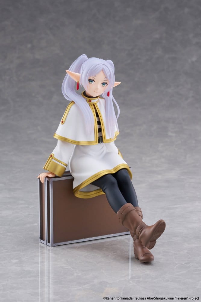 Frieren: Beyond Journey's End PVC-figur Skrivbordsdekoration Söt Frieren (Trunk Case-version) Omtryck 13 cm