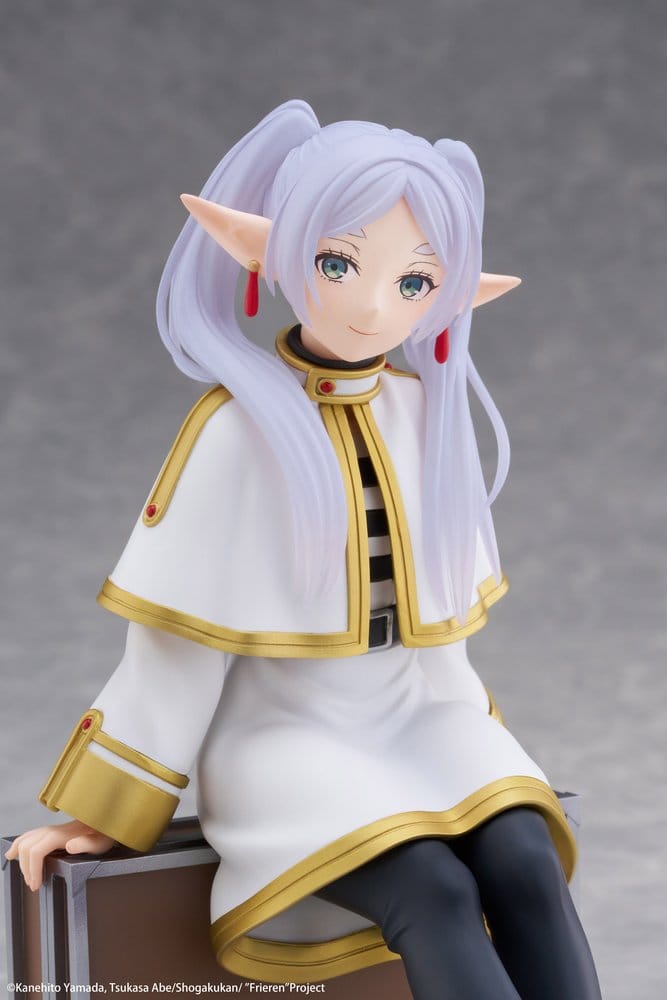 Frieren: Beyond Journey's End PVC-figur Skrivbordsdekoration Söt Frieren (Trunk Case-version) Omtryck 13 cm