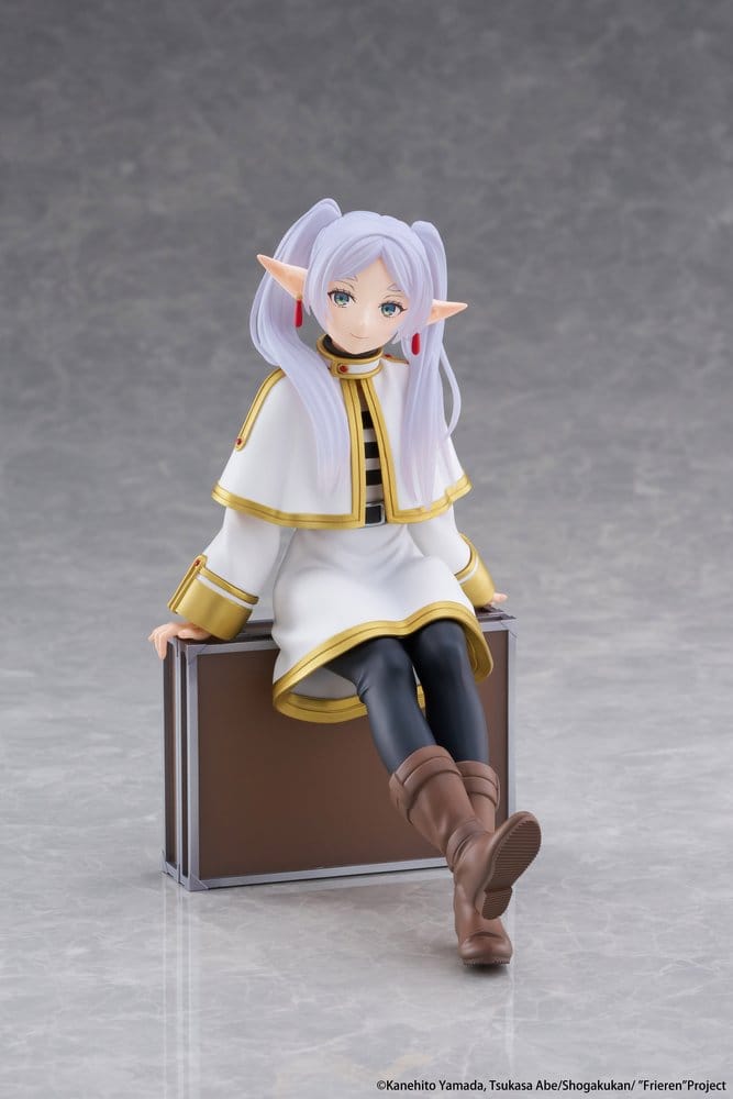 Frieren: Beyond Journey's End PVC-figur Skrivbordsdekoration Söt Frieren (Trunk Case-version) Omtryck 13 cm