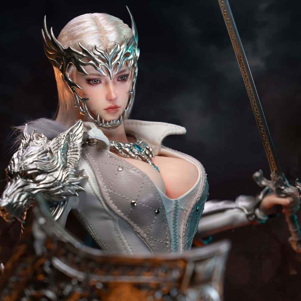 Actionfigur The Girl Under Wolf's Ward 1/6 Alina (Silver) 30 cm