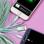 Pusheen 3-in-1 USB Laddkabel med Nyckelring och Tassel Thumbs Up