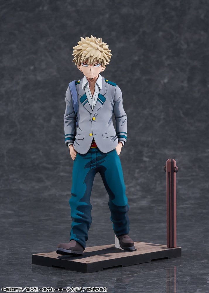 My Hero Academia PVC-figur 1/8 Katsuki Bakugo i U.A. High School-uniform, 2Dimensioning-version, 23 cm