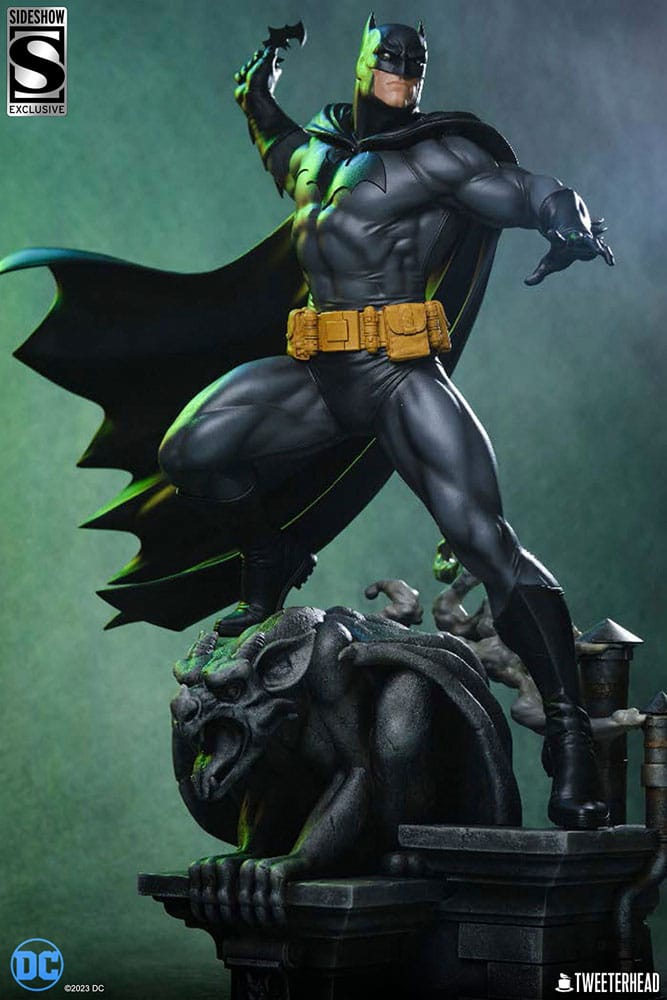 DC Comics Maquette 1/4 Batman (Svart och Grå Edition) 66 cm