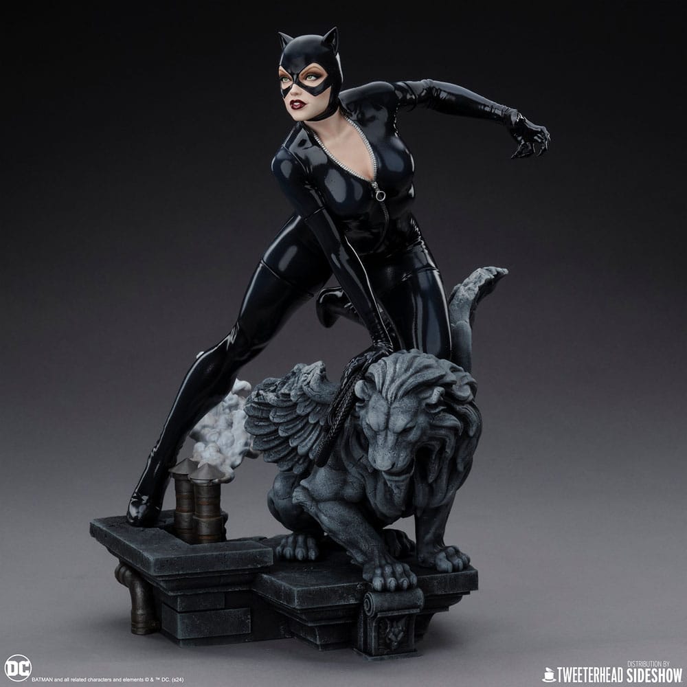 DC Comics Maquette 1/6 Catwoman 35 cm – Detaljerad samlarfigur i polyresin